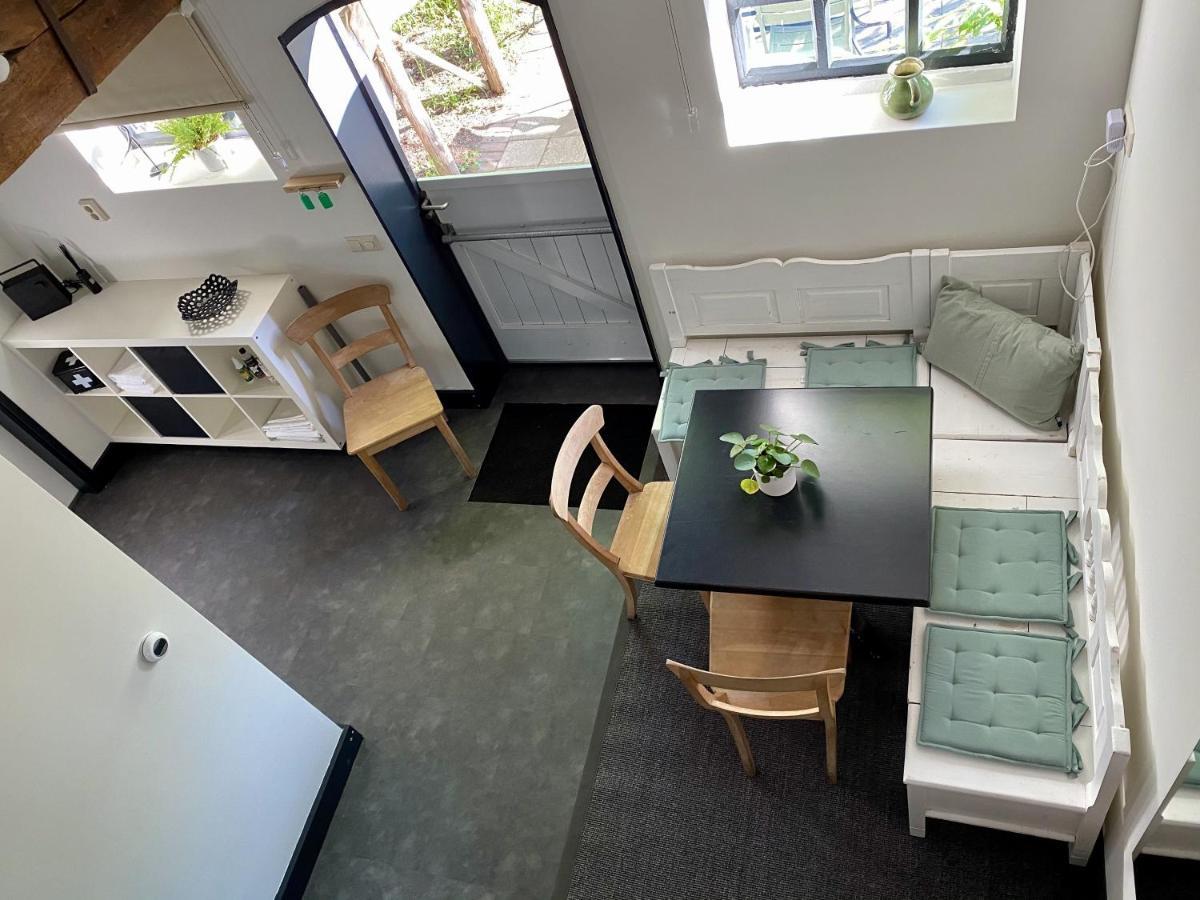 B&B De Lage Zwaluw Zwaluwe Esterno foto