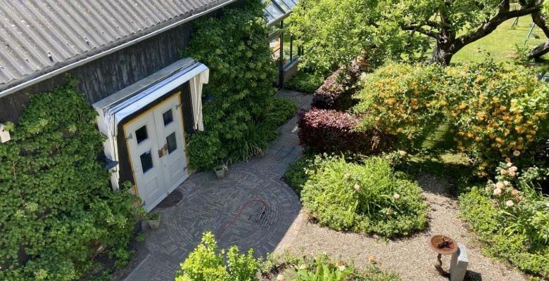B&B De Lage Zwaluw Zwaluwe Esterno foto